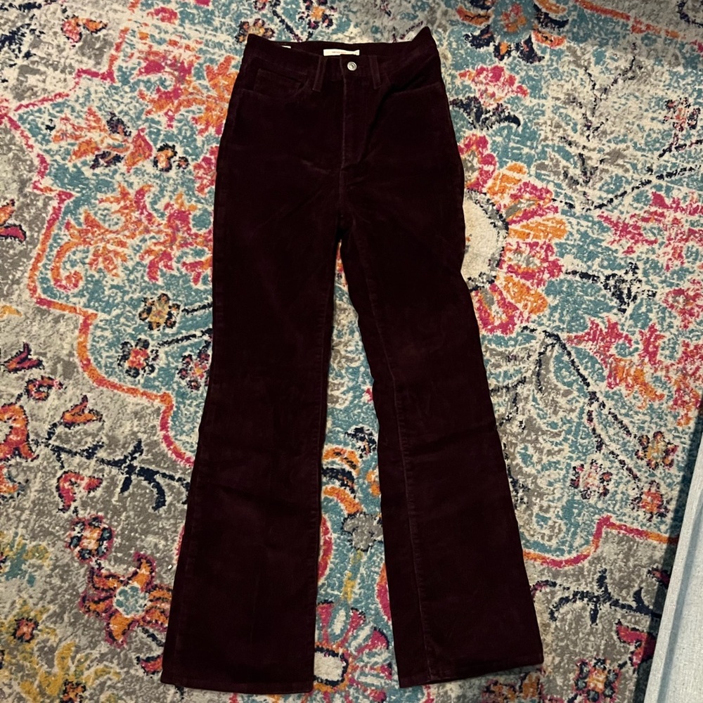 Brown corduroy Levi’s